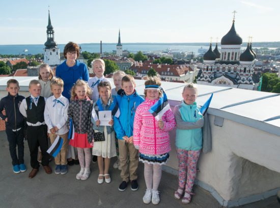 Tunnistuste jagamine Soome-Eesti lastele